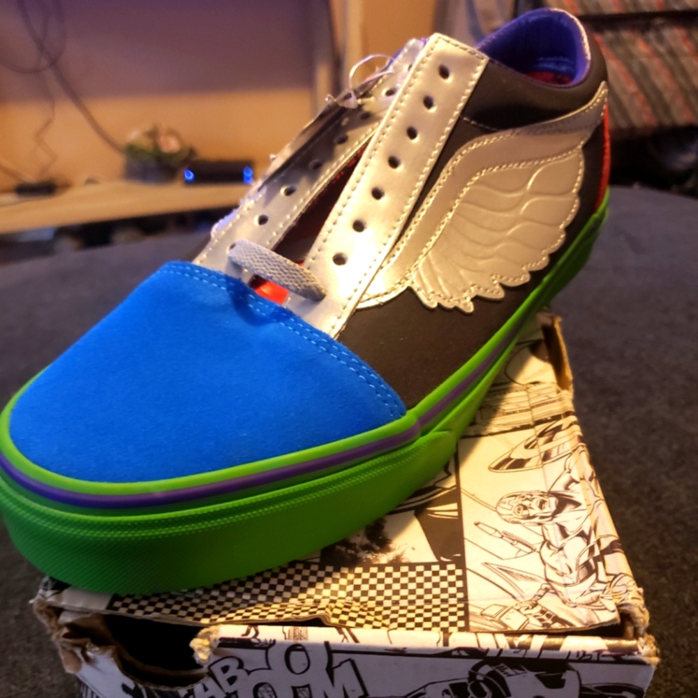 AVENGERS - VANS